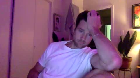 Snapshot of tantrichealing chatting on 11.21.25 Dr. Love online show from 11.21.25