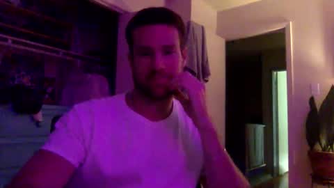 Snapshot of tantrichealing chatting on 11.26.25 Dr. Love online show from 11.26.25