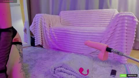 tanya_wellis online show from 12.14.25