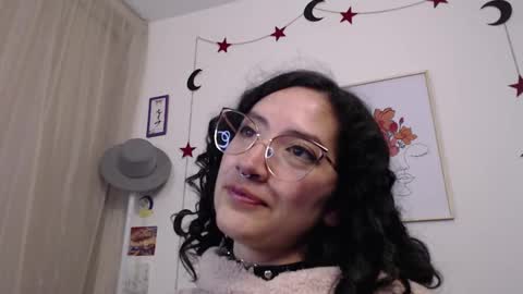 Snapshot of tanya_worldbondage chatting on 03.10.25 tanya online show from 03.10.25