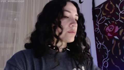 Snapshot of tanya_worldbondage chatting on 09.15.25 tanya online show from 09.15.25