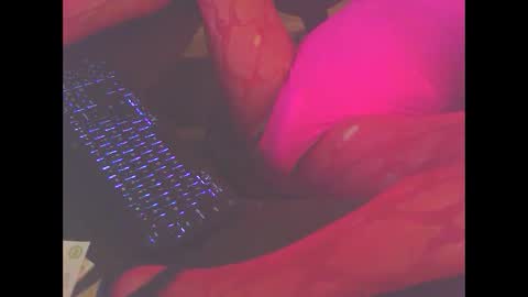 Snapshot of tanyacoxxx chatting on 12.31.24 Tanya coxxx online show from 12.31.24