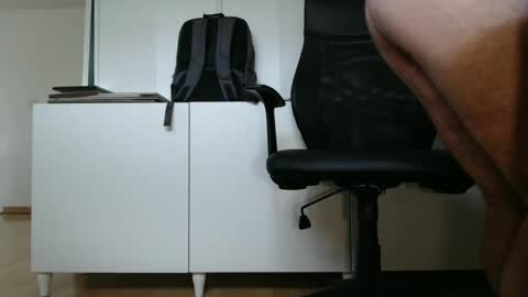 Snapshot of tap_b chatting on 09.28.25 Patrick online show from 09.28.25