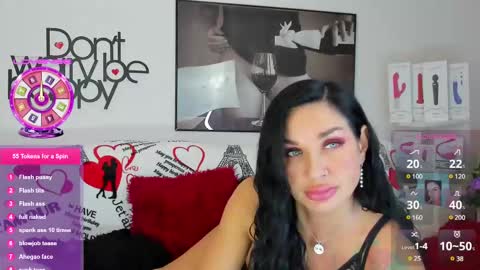 Snapshot of tara_bloss chatting on 02.11.25 Tara online show from 02.11.25