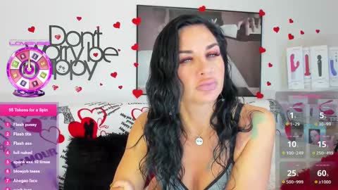 Snapshot of tara_bloss chatting on 02.17.25 Tara online show from 02.17.25