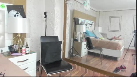 Tara online show from 11.02.25