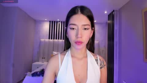 Snapshot of taralawrence chatting on 12.02.25 Tara Lawrence online show from 12.02.25