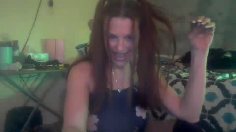 Snapshot of taralynn7136 chatting on 01.24.25 tara lynn online show from 01.24.25