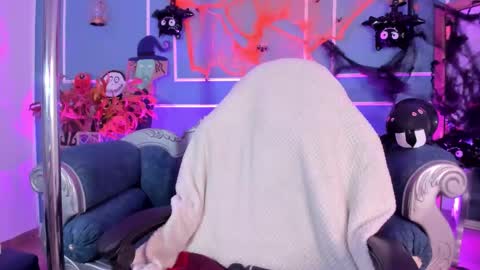 Tara online show from 10.30.25