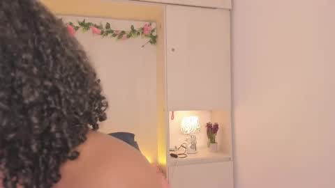  T A R A  online show from 11.30.25