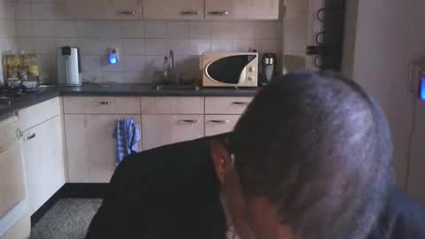 Snapshot of tarpat_20 chatting on 12.05.25 Genaro Thode online show from 12.05.25