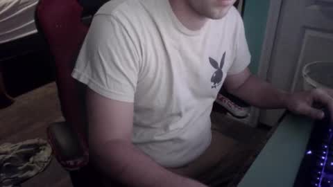Snapshot of tarus333 chatting on 10.21.25 tarus333 online show from 10.21.25
