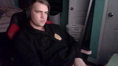 Snapshot of tarus333 chatting on 10.22.25 tarus333 online show from 10.22.25