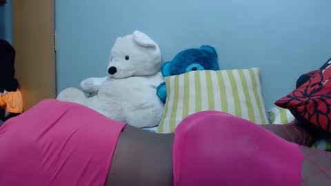 milan online show from 02.02.25