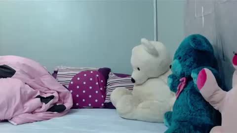 milan online show from 02.04.25