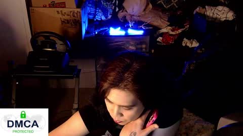 Snapshot of tashakai chatting on 12.28.24 TashaKai online show from 12.28.24