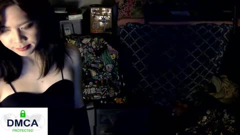 Snapshot of tashakai chatting on 01.05.25 TashaKai online show from 01.05.25