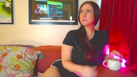 Vivian  Clark online show from 11.09.25