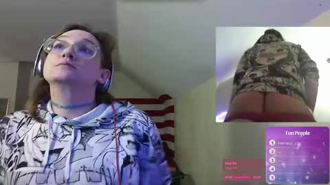 Snapshot of tasteflavored_femboy chatting on 02.20.25 Taste online show from 02.20.25