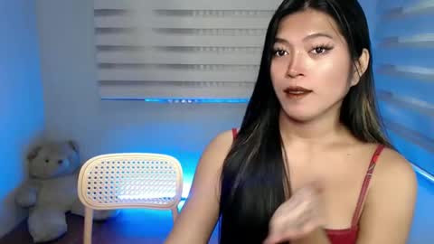   online show from 02.03.25