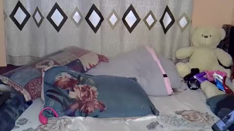 tastie_t online show from 12.05.25