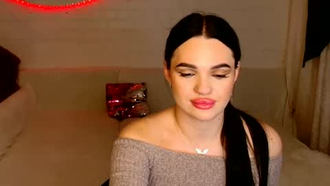 tasty_babyy online show from 01.10.25