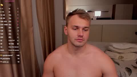 Snapshot of tasty_justin chatting on 12.09.24 My shows 2100500 UTC3 online show from 12.09.24