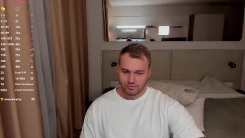 Snapshot of tasty_justin chatting on 01.02.25 My shows 2100500 UTC3 online show from 01.02.25