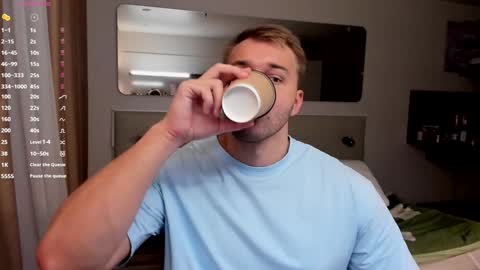 Snapshot of tasty_justin chatting on 01.09.25 My shows 2100500 UTC3 online show from 01.09.25