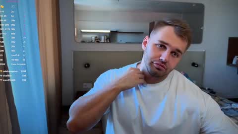 Snapshot of tasty_justin chatting on 03.09.25 My shows 2100500 UTC3 online show from 03.09.25