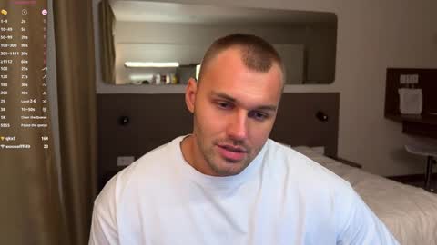 Snapshot of tasty_justin chatting on 10.01.25 My shows 2100500 UTC3 online show from 10.01.25