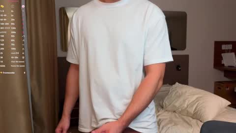 Snapshot of tasty_justin chatting on 11.11.25 My shows 2100500 UTC3 online show from 11.11.25