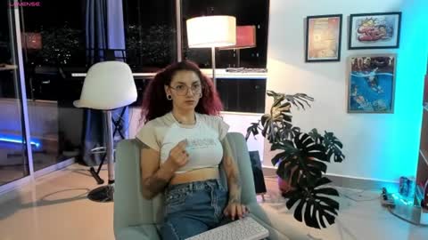 Snapshot of tastymeli8 chatting on 12.14.24 Meli online show from 12.14.24