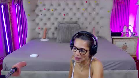 Snapshot of tastypatricia chatting on 10.15.25 TastyPatricia online show from 10.15.25