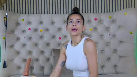 Snapshot of tastypatricia chatting on 06.21.26 TastyPatricia online show from 06.21.26