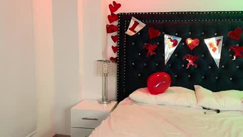 tata_and_michi online show from 02.15.25