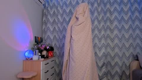 Snapshot of tate_angel chatting on 01.22.25 Tate online show from 01.22.25