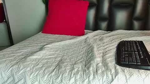 tatiana_mendoza online show from 02.28.25