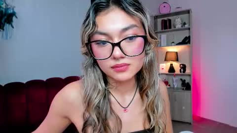 tatiana_mendoza online show from 10.22.25