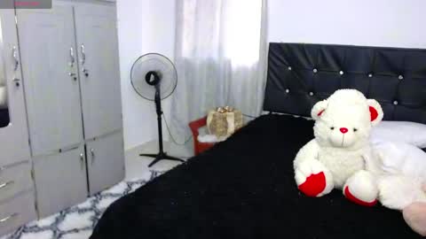 Snapshot of tatiana_montiel chatting on 04.15.26 Tatiana online show from 04.15.26