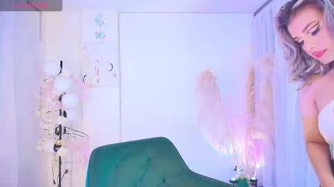 Tatiana online show from 02.14.25