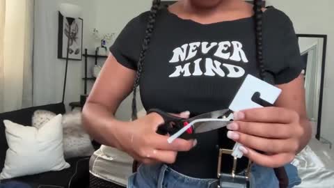 Tatianna Marie online show from 09.22.25