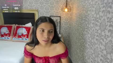 Snapshot of tatigold2 chatting on 12.10.24 T A T I online show from 12.10.24