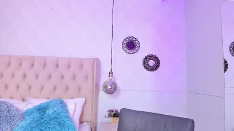Snapshot of tatihornyy chatting on 10.04.25 TATI online show from 10.04.25