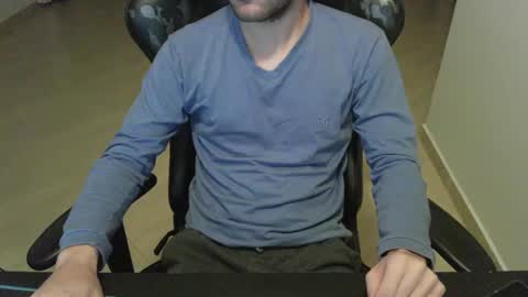 Snapshot of tatmers chatting on 12.04.24 Lucas online show from 12.04.24