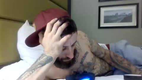 Snapshot of tattoo3333 chatting on 09.10.25 tattoo3333 online show from 09.10.25