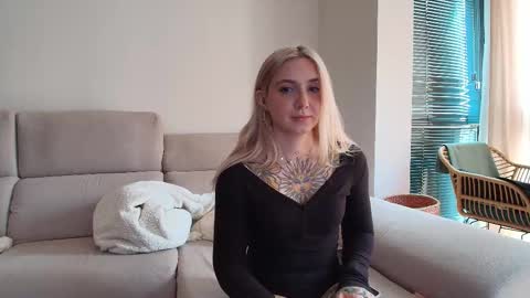 tattoobbgirl online show from 02.10.26