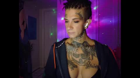 Snapshot of tattooed_natalia chatting on 06.22.26 Natalia 3 online show from 06.22.26