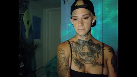 Snapshot of tattooed_natalia chatting on 06.24.26 Natalia 3 online show from 06.24.26