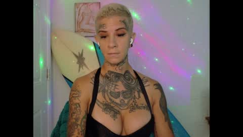 Snapshot of tattooed_natalia chatting on 07.12.26 Natalia 3 online show from 07.12.26